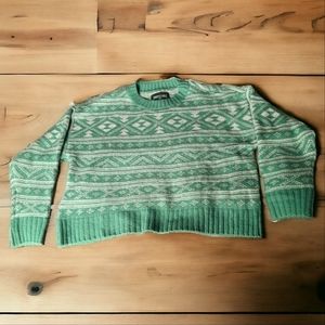 American Eagle Green/white Cropped Sweater
